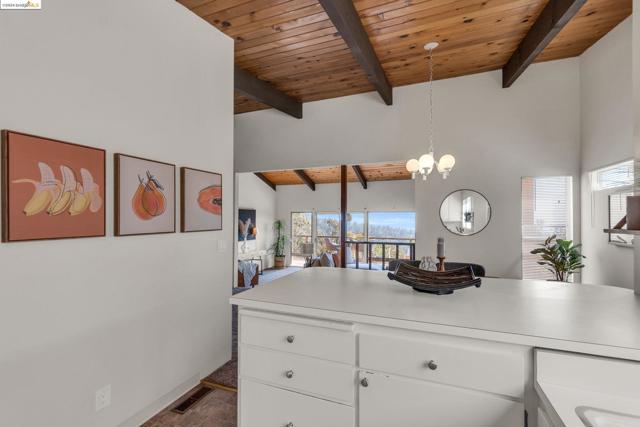 2001 Manzanita Dr, Oakland CA: https://media.crmls.org/mediaz/3143da24-c3fb-4177-a5cd-3ac97274daf1.jpg