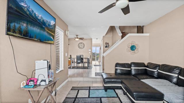 Detail Gallery Image 6 of 28 For 8146 Lemon Grove Way #B,  Lemon Grove,  CA 91945 - 2 Beds | 1/1 Baths