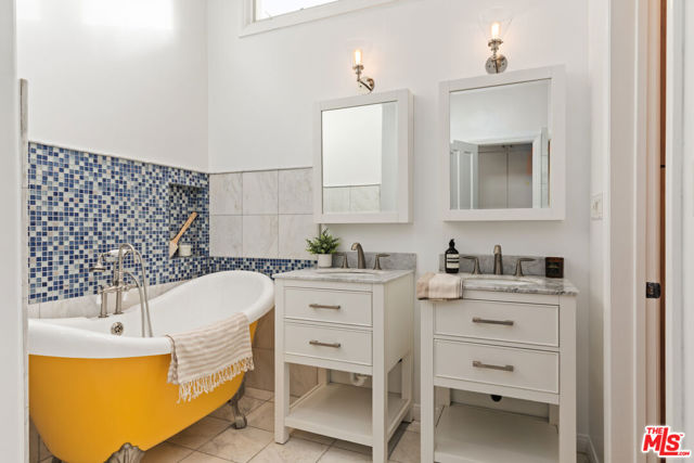1741 Pier Avenue, Santa Monica CA: https://media.crmls.org/mediaz/31455fe7-3aa8-4df3-8eb0-6fe18c02938f.jpg