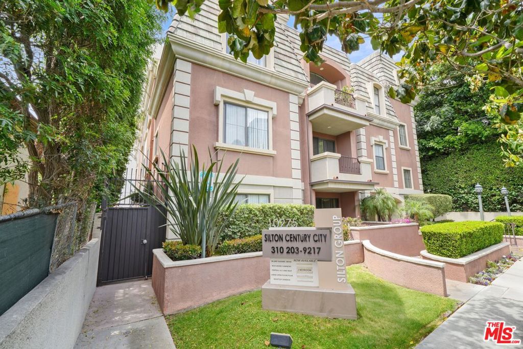 10275 Missouri Avenue #303