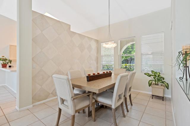 69350 Las Gardenias, Cathedral City CA: https://media.crmls.org/mediaz/31460ac9-3929-41bb-b191-2a381a8f236b.jpg