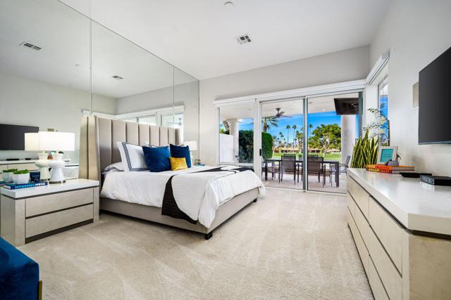 75720 Vista Del Rey, Indian Wells CA: https://media.crmls.org/mediaz/31483647-84b2-44c7-b2eb-20b08c019c0a.jpg