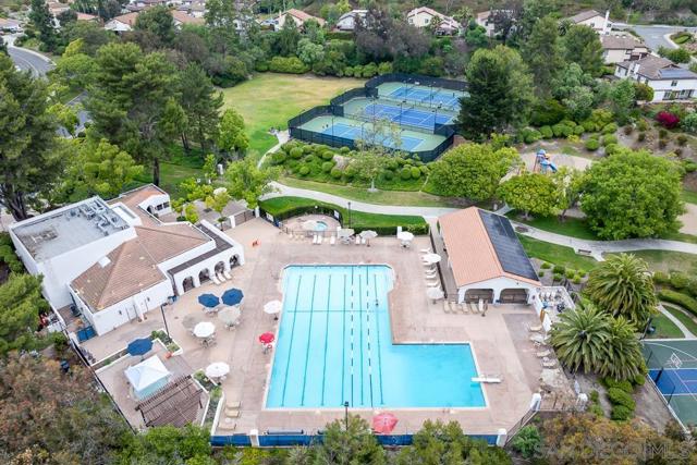11289 Silver Buckle Way, San Diego CA: https://media.crmls.org/mediaz/3148755b-7356-462f-b536-ab99011226a6.jpg