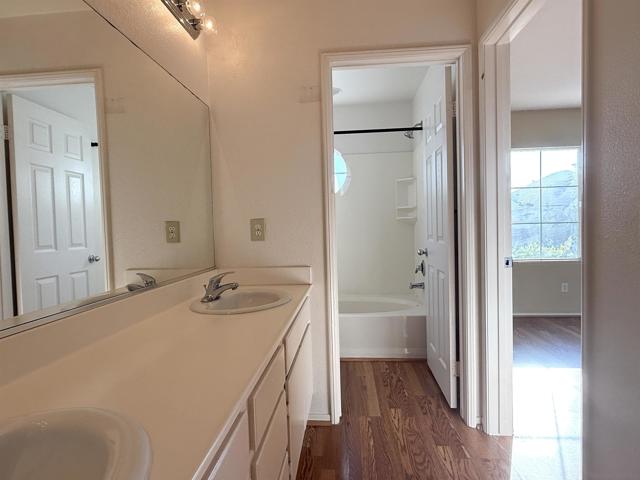 1469 Normandy Dr, Chula Vista CA: https://media.crmls.org/mediaz/31488418-fd47-4dca-b6de-d919e94356bd.jpg