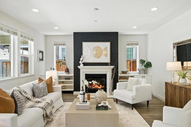 28780 Vista Grande Drive, Hayward CA: https://media.crmls.org/mediaz/31498e82-b232-4c8a-8ef4-2a5ffe975d5c.jpg