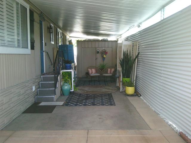 1401 El Norte Parkway, San Marcos CA: https://media.crmls.org/mediaz/314a5f94-f2d9-484e-8102-342173433dc4.jpg