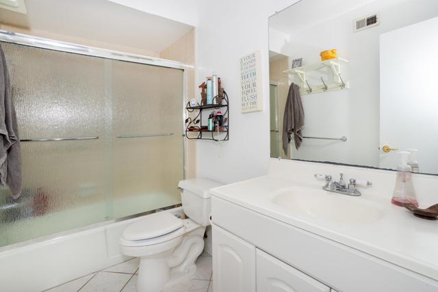 Image 15 of 27 For 12567 Pomerado Ct