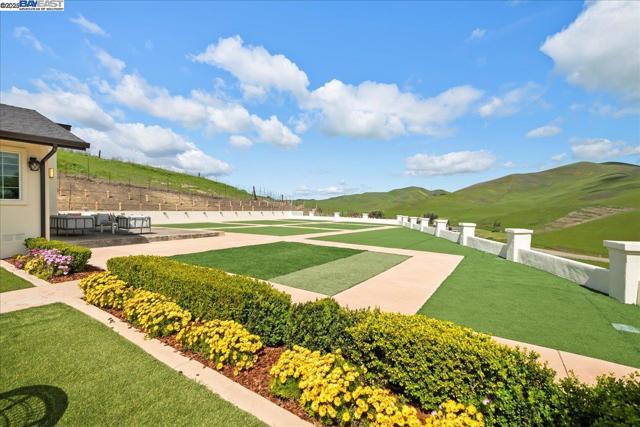 5388 Doolan Rd, Livermore CA: https://media.crmls.org/mediaz/314cda08-eaaf-478b-a727-f99290ff171c.jpg