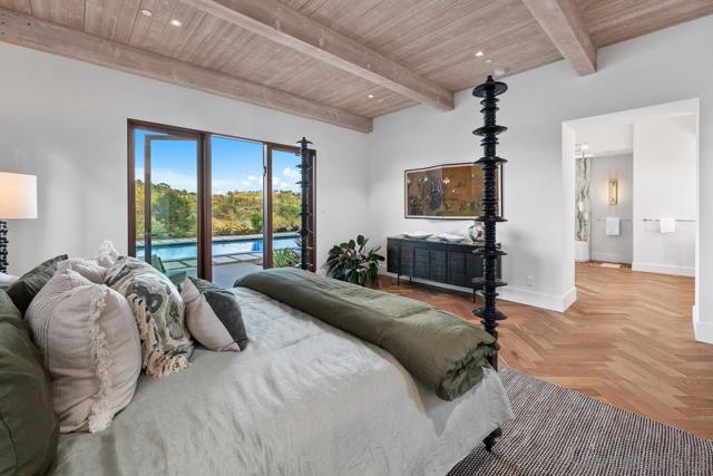 4728 El Aspecto, Rancho Santa Fe CA: https://media.crmls.org/mediaz/314d7896-f973-4779-8b71-d19a6e4fd0cf.jpg