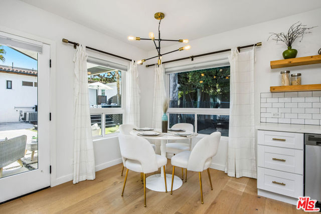 3720 Tuller Avenue, Los Angeles CA: https://media.crmls.org/mediaz/314da8c3-d63d-408f-ba41-e1869bae0a31.jpg