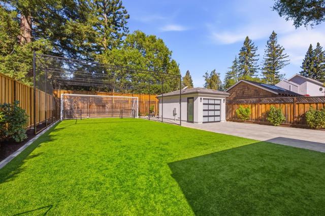 543 Tennyson Avenue, Palo Alto CA: https://media.crmls.org/mediaz/314e3624-d20f-4109-a649-33064aab6c5f.jpg