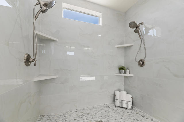 73363 Desert Greens Dr N, Palm Desert CA: https://media.crmls.org/mediaz/314e869f-4768-4eac-a1dc-038993cc2f02.jpg