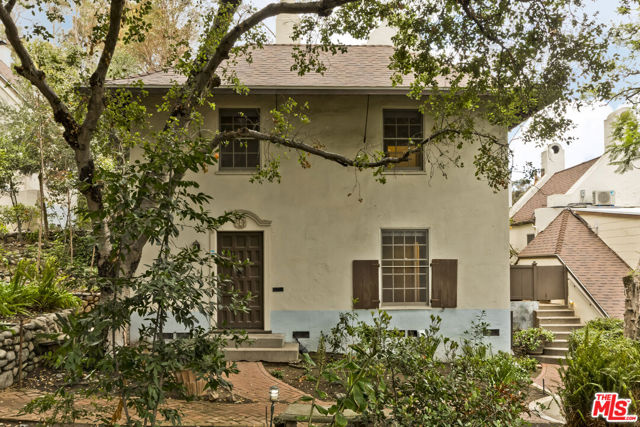 271 Beloit Avenue, Los Angeles, CA 90049