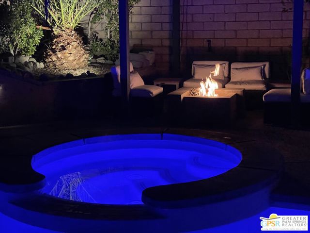 1596 Sabita Way, Palm Springs CA: https://media.crmls.org/mediaz/314ee040-9a5e-4b70-84ff-b92526d594ed.jpg