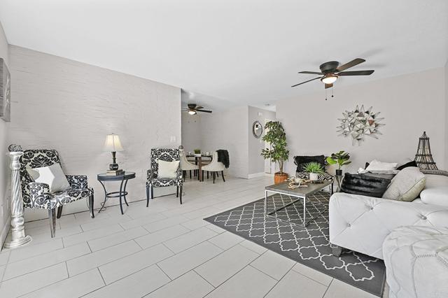 Detail Gallery Image 4 of 24 For 6666 Beadnell Way #9,  San Diego,  CA 92117 - 2 Beds | 2 Baths
