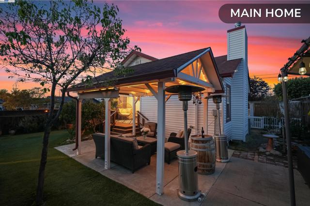 507 Maple St, Livermore CA: https://media.crmls.org/mediaz/3150eaa4-8c59-4b06-9074-c33fd57e3631.jpg