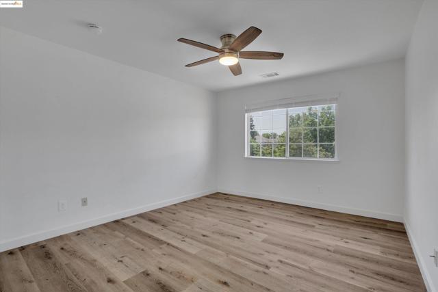805 Devonshire Loop, Brentwood CA: https://media.crmls.org/mediaz/31515c1f-9278-4491-bf5c-072d1ab7805a.jpg