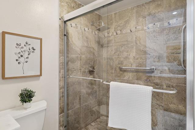 1783 Calle Del Arroyo, San Marcos CA: https://media.crmls.org/mediaz/3152ba86-919b-4f81-afdb-6d813dc48e8e.jpg