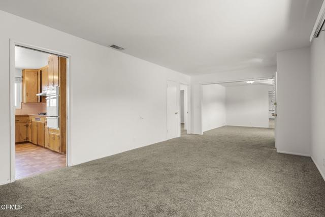 4226 Hitch Boulevard, Moorpark CA: https://media.crmls.org/mediaz/3154f645-32c3-4dc8-99c3-206ad8892bf5.jpg