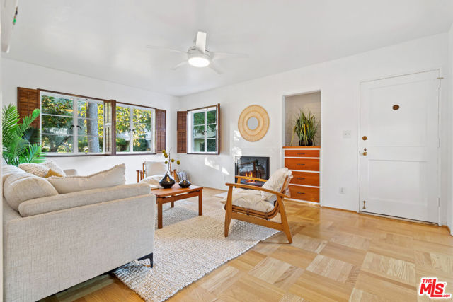 5112 Village photo 27