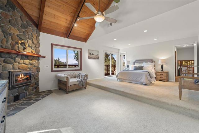 17337 Debbie Road, Los Gatos CA: https://media.crmls.org/mediaz/31556446-238c-4240-9800-d82d5ae48d1d.jpg