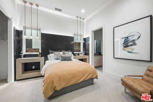 20378 W Marlow Lane, Porter Ranch CA: https://media.crmls.org/mediaz/3156278c-a73a-48a5-93ca-c28eb54c4e9b.jpg