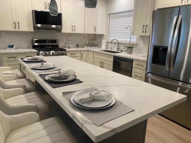 Image 3 of 16 For 895 Schembri Lane