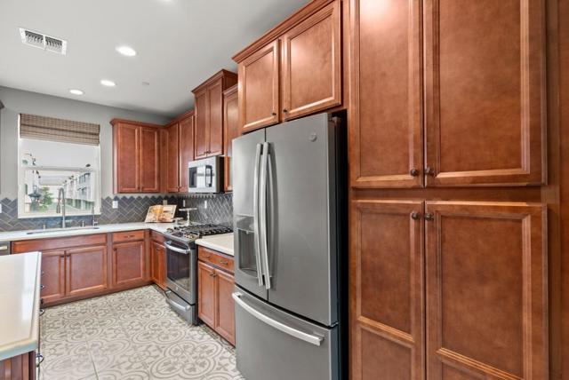 2758 Montecito Vista Way, San Jose CA: https://media.crmls.org/mediaz/3157569e-18a2-4d76-8561-36daa84acb40.jpg