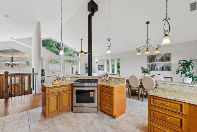 350 Windsong Way, Watsonville CA: https://media.crmls.org/mediaz/31579871-73c1-4e00-b3db-7bb9f08178e0.jpg