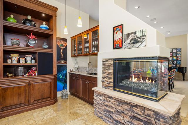 1 Birkdale Circle, Rancho Mirage CA: https://media.crmls.org/mediaz/31579919-b022-49aa-8b4e-b9dffeed7ad2.jpg