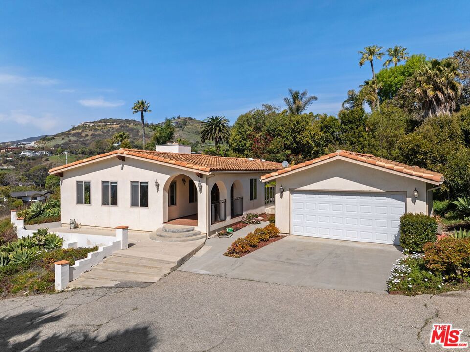 27104 Sea Vista Drive