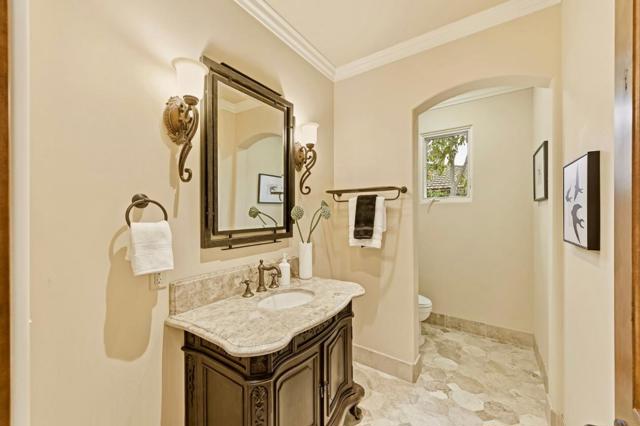 484 Cherry Avenue, Los Altos CA: https://media.crmls.org/mediaz/3159a9fa-25de-4f85-99c1-2ac2ed9d57dd.jpg