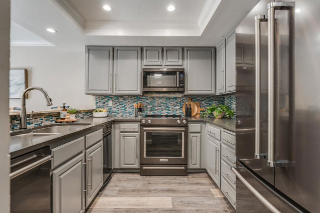 2915 Leotar Circle, Santa Cruz CA: https://media.crmls.org/mediaz/315a521b-3c37-47d4-a054-2fda65abd1ea.jpg