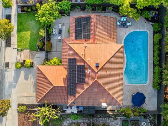 21547 Rosario Avenue, Cupertino CA: https://media.crmls.org/mediaz/315a6f8f-38d9-497f-b816-e86421470b30.jpg