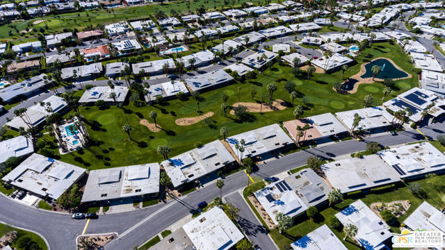 2455 S Madrona Drive, Palm Springs CA: https://media.crmls.org/mediaz/315b04f0-63d5-4ff7-8089-f2d0ed3de62c.jpg