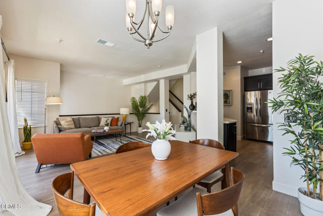 13945 Lemoli Avenue, Hawthorne CA: https://media.crmls.org/mediaz/315ba446-98e7-42df-9abf-33569b0c78f5.jpg