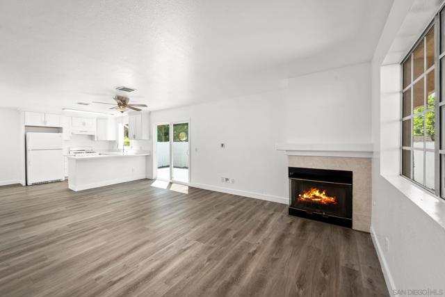 368 G st, Chula Vista CA: https://media.crmls.org/mediaz/315bdcee-0008-4ff4-b2a2-5cd06de1cc5b.jpg