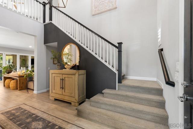 1217 Stockton Pl, Escondido CA: https://media.crmls.org/mediaz/315c9ba3-834c-4a8f-b2fd-5fcd6316699e.jpg