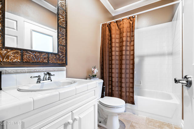 551 Rustic Hills Drive, Simi Valley CA: https://media.crmls.org/mediaz/315c9db7-76a3-4b7c-a0c5-c36bc5b0419e.jpg