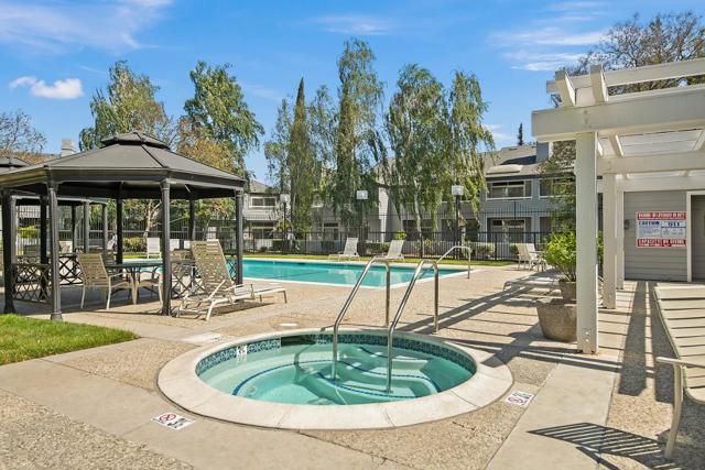 1648 Parkview Green Circle, San Jose CA: https://media.crmls.org/mediaz/315cc144-3891-4d8a-8d19-71ae826e37eb.jpg