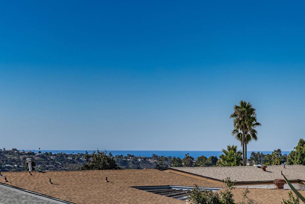 https://media.crmls.org/mediaz/315de53a-bbf6-495a-bdaf-09a474f38226.jpg?preset=X-Large