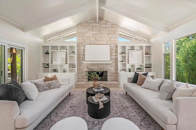 111 Vista Del Prado, Los Gatos CA: https://media.crmls.org/mediaz/315ee12f-7672-466b-81f9-3ddcd2ee6c42.jpg