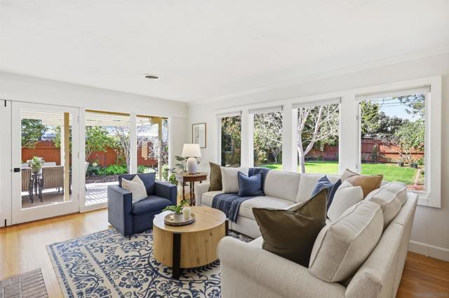 540 Country Club Lane, Coronado CA: https://media.crmls.org/mediaz/316042a9-256b-452c-9076-9af459382f9c.jpg