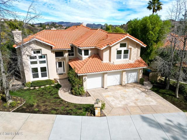 32715 Pacifica Court, Westlake Village CA: https://media.crmls.org/mediaz/316074c4-fd55-43a1-830c-a13241e2bf68.jpg