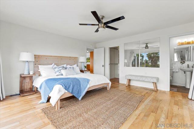 5021 Foothill Blvd, San Diego CA: https://media.crmls.org/mediaz/31608734-b25d-4161-8707-62b1cc769918.jpg