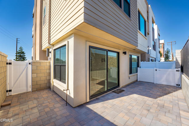 Detail Gallery Image 22 of 32 For 1062 Canal St, Oxnard,  CA 93035 - 3 Beds | 3/1 Baths