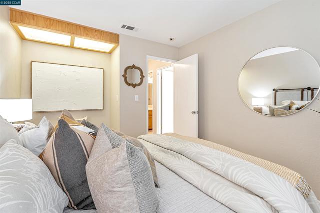812 Royal Ann Ln, Concord CA: https://media.crmls.org/mediaz/3161c8dd-f5be-44f6-89f0-8bc40b0c64f5.jpg