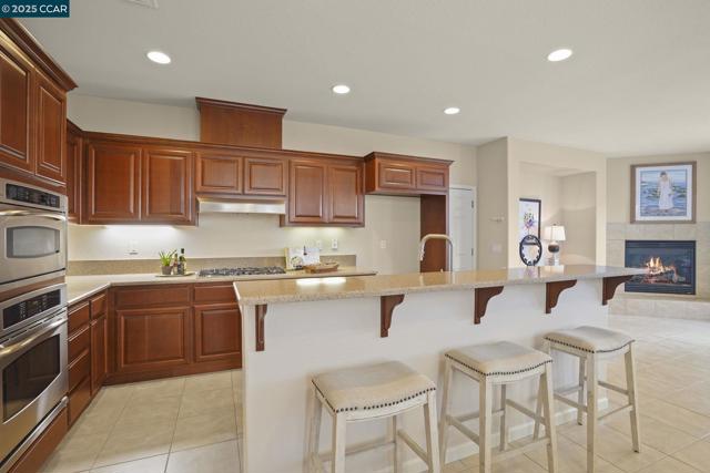507 Livingston Court, Discovery Bay CA: https://media.crmls.org/mediaz/31622124-b3e6-48c3-ac50-ec18660300d7.jpg