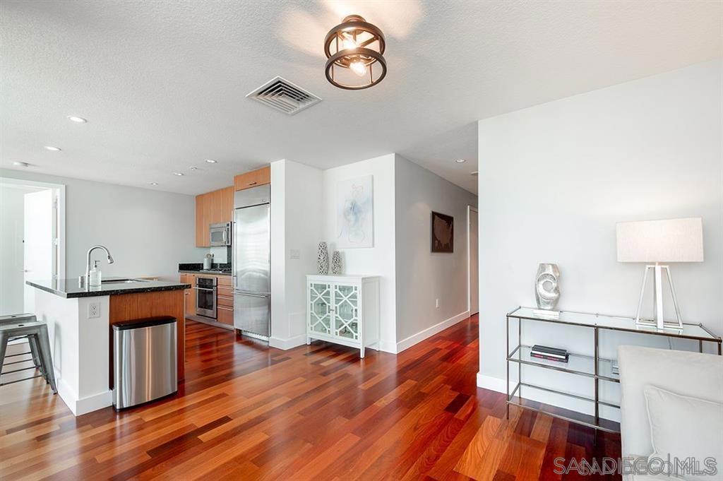 1205 Pacific Hwy - photo 7