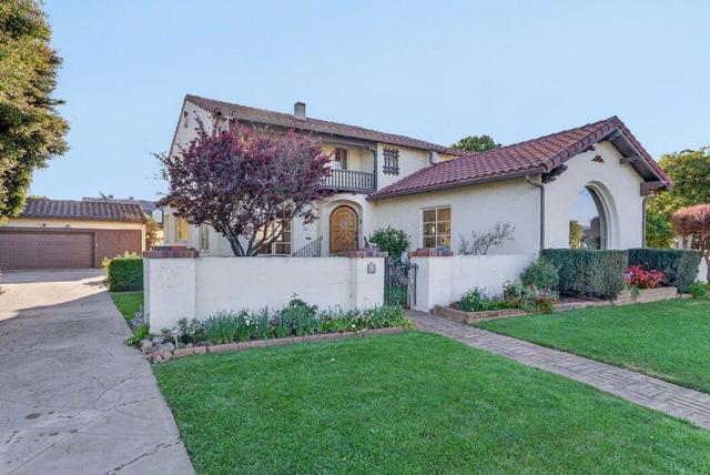 65 Monte Vista Avenue, Watsonville CA: https://media.crmls.org/mediaz/31625124-8d81-41c5-a1a1-f987bf86186f.jpg